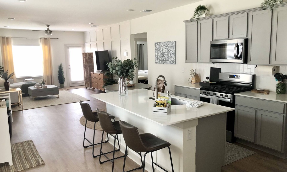 McNeil House | Excellent Location Private Safe New Construction Austin Fenced Yard