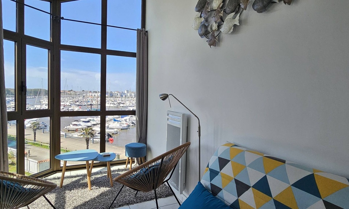 Saint-Gilles-Croix-de-Vie Apartment | Exceptional view next to the Grande Plage with WIFI