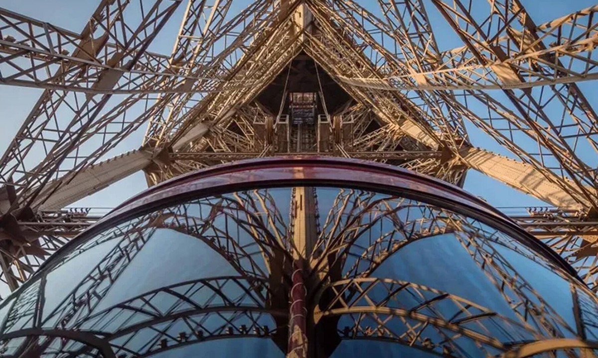 Faubourg Saint-Germain Apartment | Exceptional 380m2 Eiffel View Residence