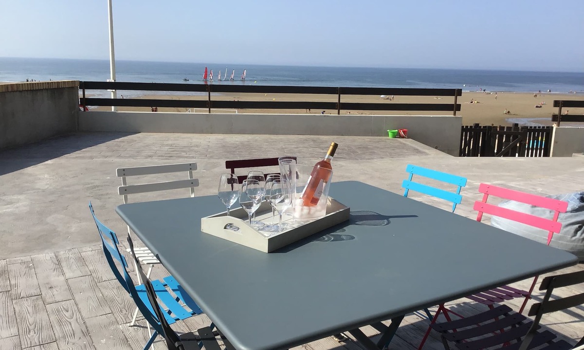Blonville-sur-Mer Apartment | Exceptional apartment, direct beach access, sleeps 10