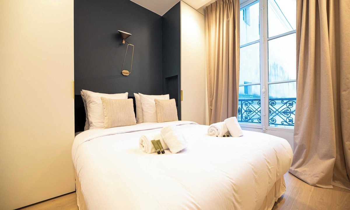 Quartier du Faubourg-Montmartre Apartment | Exceptional apt With Ac-1br-4p-palais Garnier