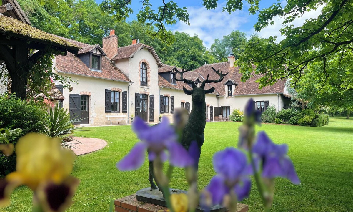 Cellettes House | Exceptional B&B combining nature, history and conviviality