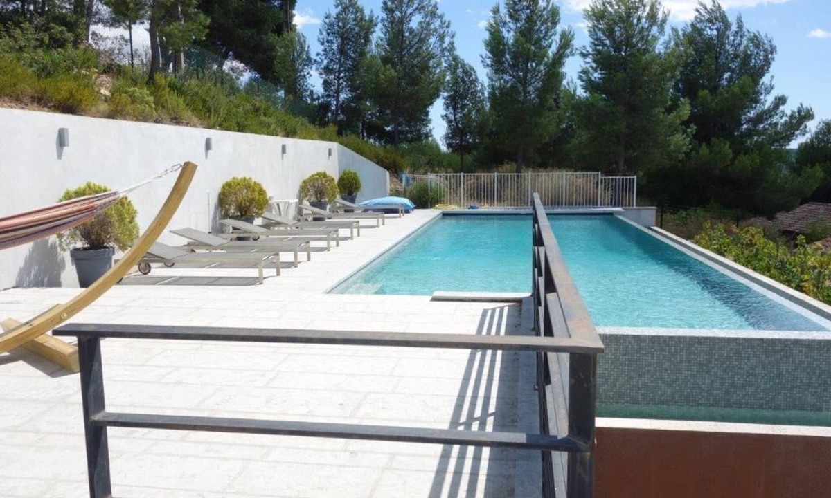 La Cadiere-d'Azur Villa | Exceptional sea, original contemporary villa, pool overflow