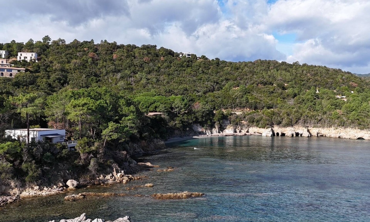 Favone House | EXCEPTIONAL VILLA - WATERFRONT NEAR PORTO VECCHIO