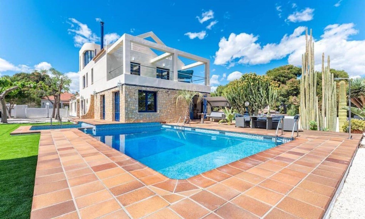 Vista Hermosa Villa | Exclusiva Villa a 10 min de la Playa