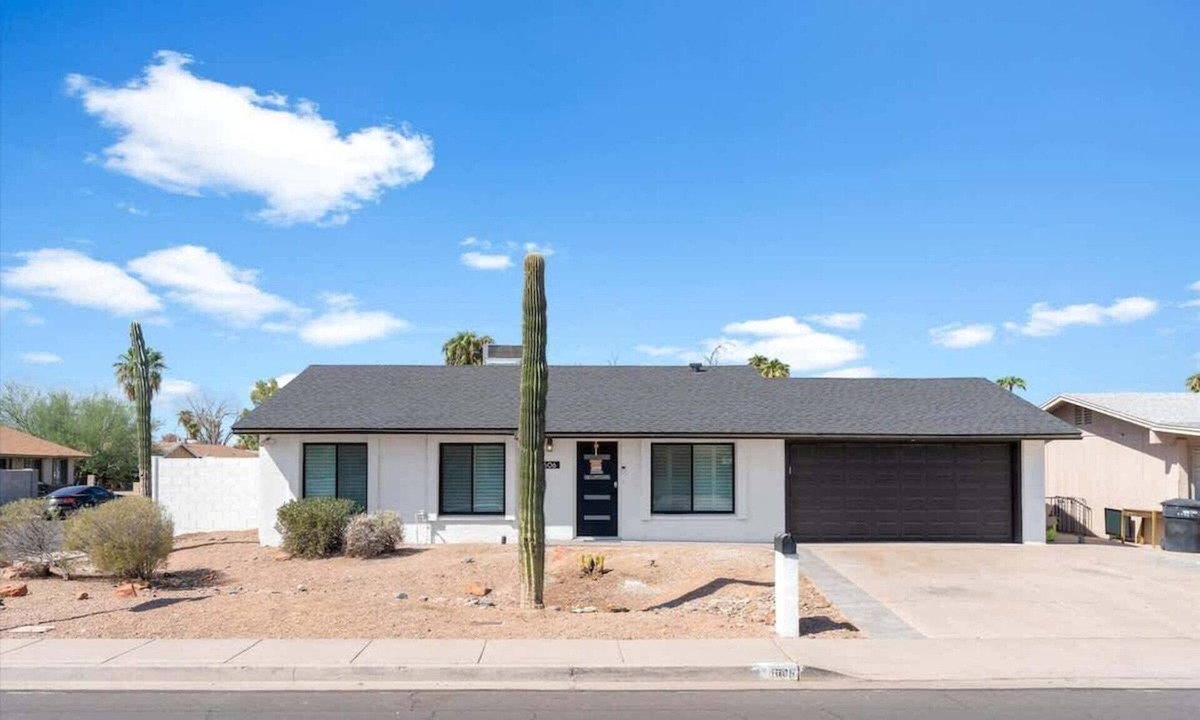 Mesa Grande House | Exclusive 3BR: Pool, hot tub, BBQ grill