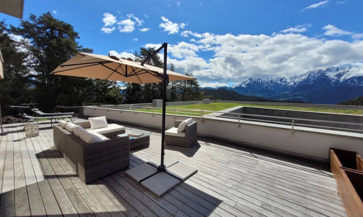 Laax Apartment | Exclusive Accommodation in the Alps (Laax Alpine Lodge)