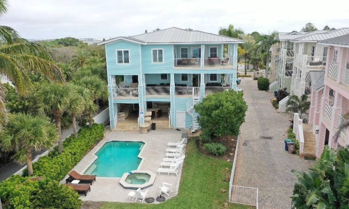 Indian Rocks Beach House | Exclusive Aqua Escape | Beachfront | Private Pool