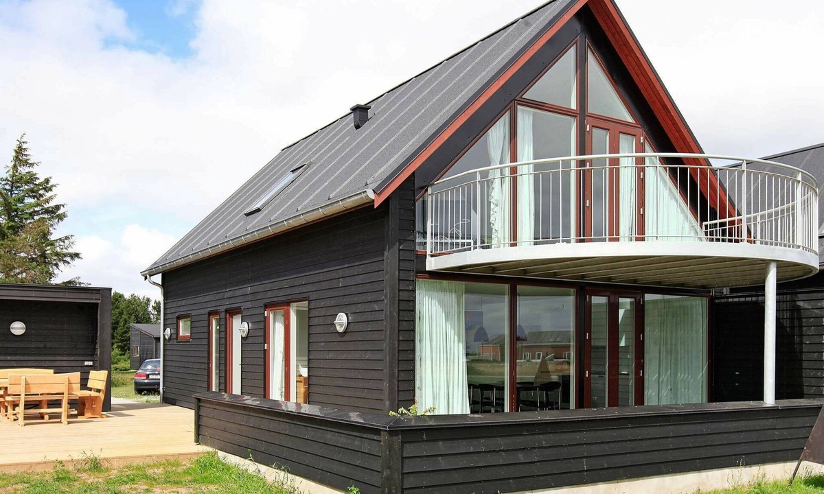 Sønderstrand House | Exclusive Golf View Retreat