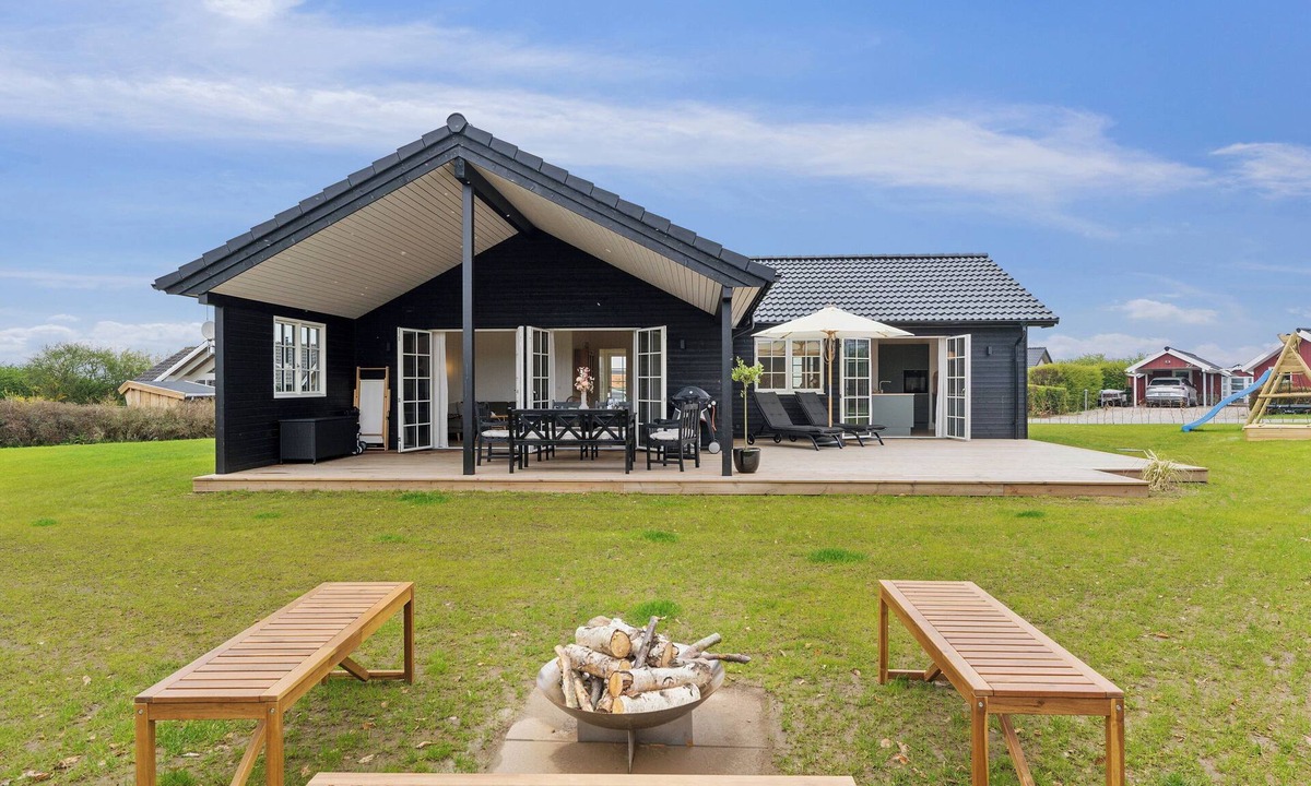 Næs House | Exclusive holiday home from 2024 near the beach