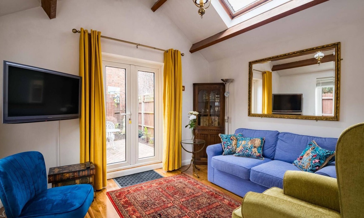 Acton House | Exclusive Home in Acton