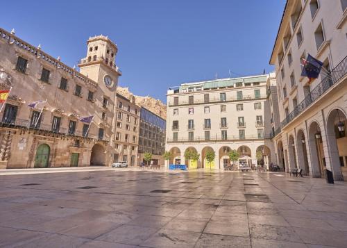 Barri Vell - Santa Creu Apartment | Exclusive Luxury Property