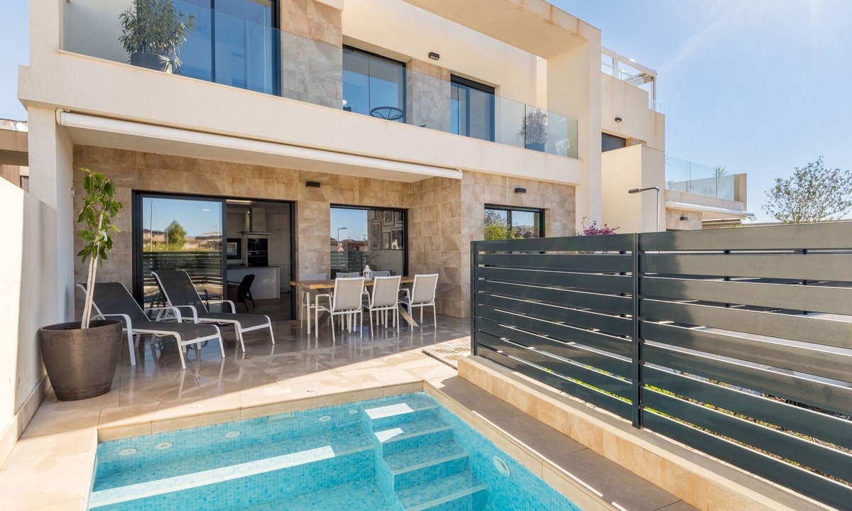 Los Montesinos Villa | Exclusive Modern Villa with Lake Views, Wi-Fi & Air Conditioning