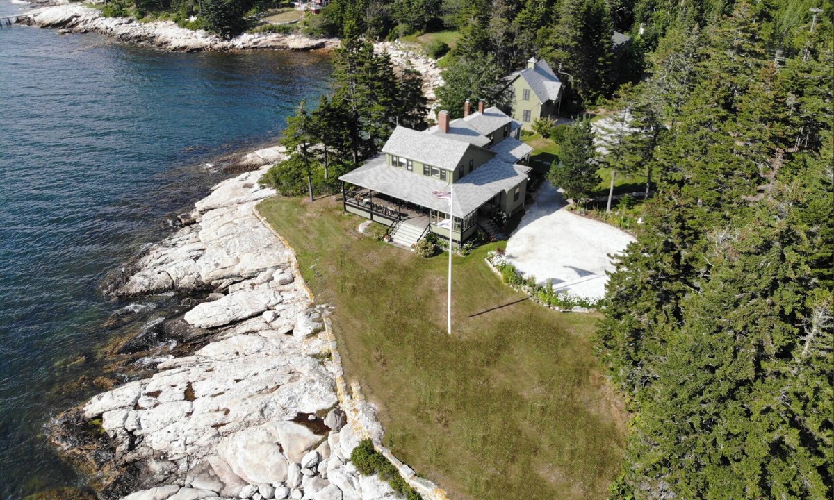 Friendship House | Exclusive oceanfront home, private sandy beach, expansive view, stunning sunsets