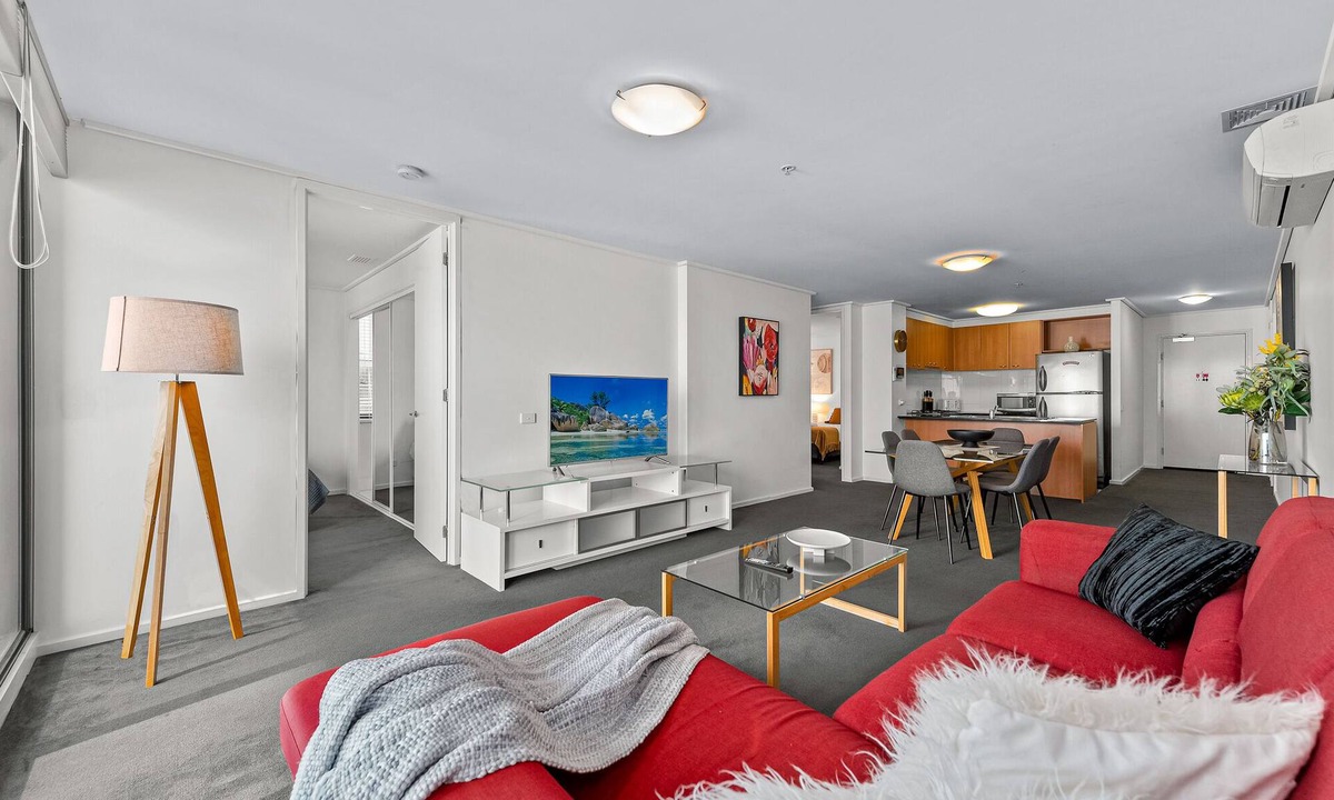 Southbank Apartment | Exclusive Stays - Summit