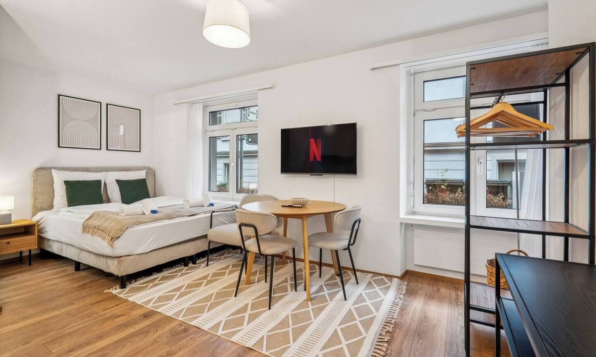 Center House | Exclusive studio near city center - Color 4