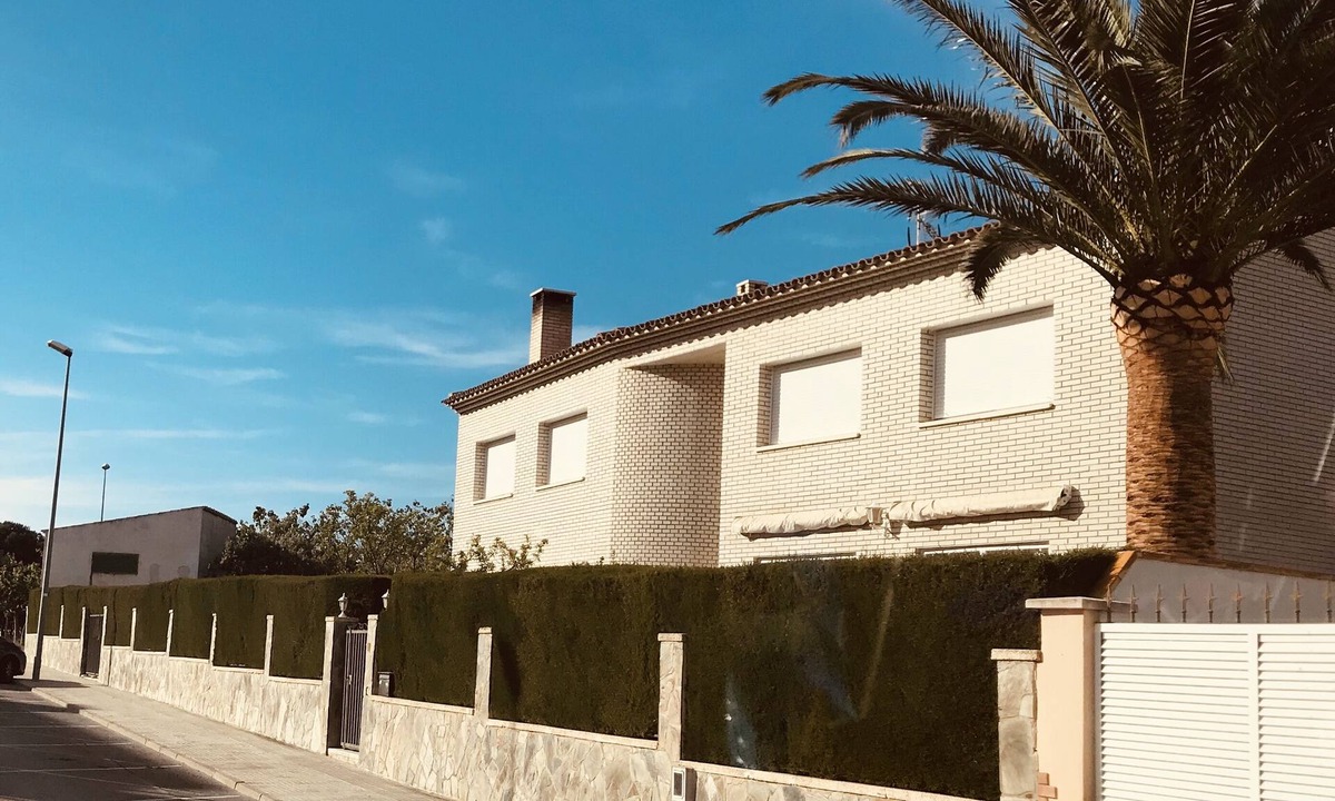 Cambrils House | Exclusive Vila with private pool, wifi and air condition