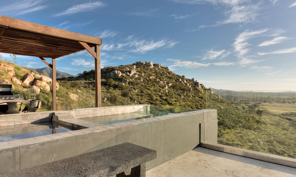 Valle de Guadalupe Villa | Exclusive Villa with private Vineyard