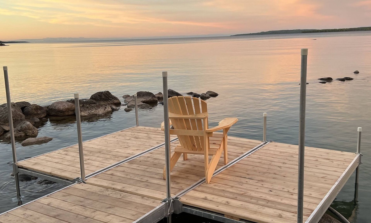 Owen Sound House | Exclusive Waterfront enclave