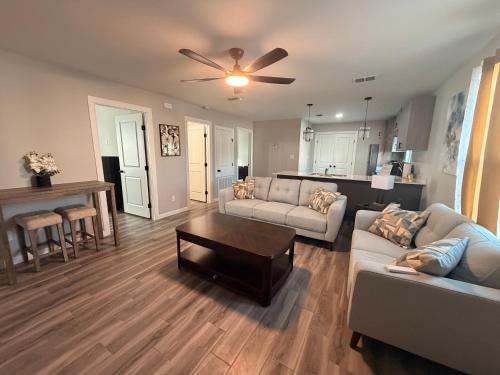Weslaco Apartment | Executive Comfort Suite
