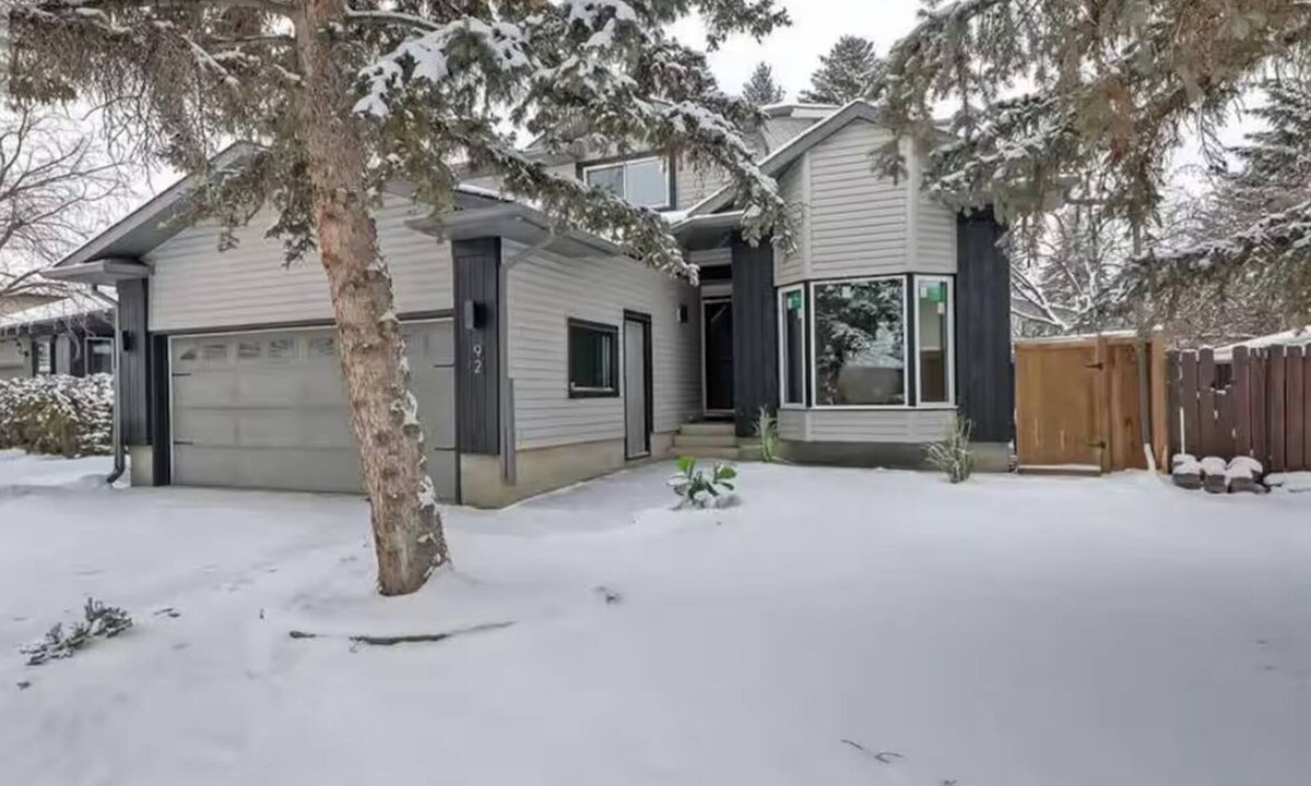 Southeast Calgary House | Executive Family Rental