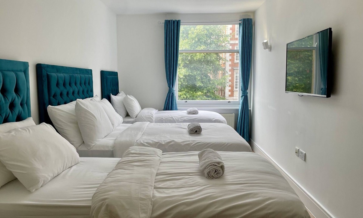 Royal Borough of Kensington and Chelsea Apartment | Executive Family Studio