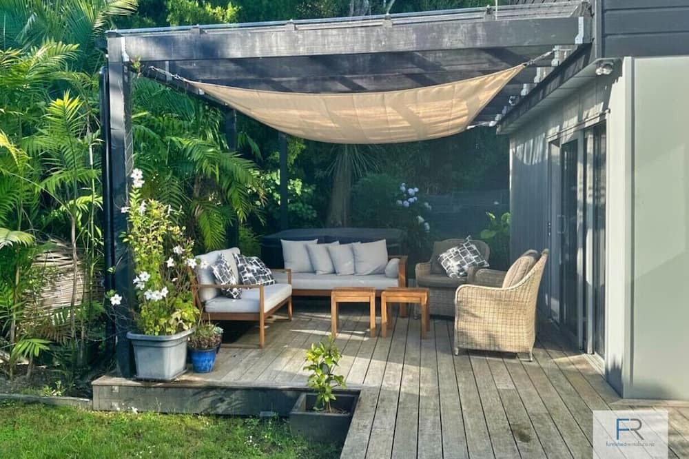 Murrays Bay House | Executive Home Murrays Bay