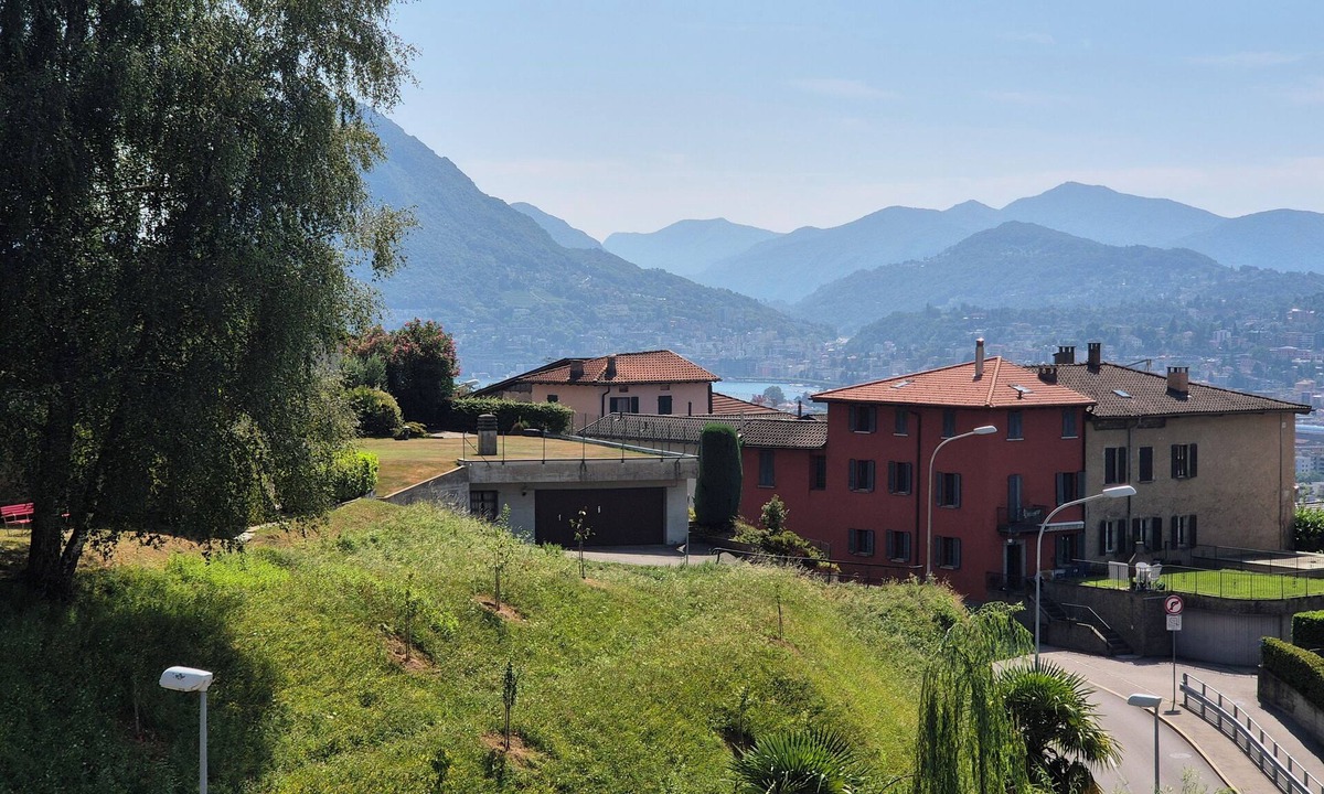 Pregassona Apartment | Executive Huge Flat in Central Lugano
