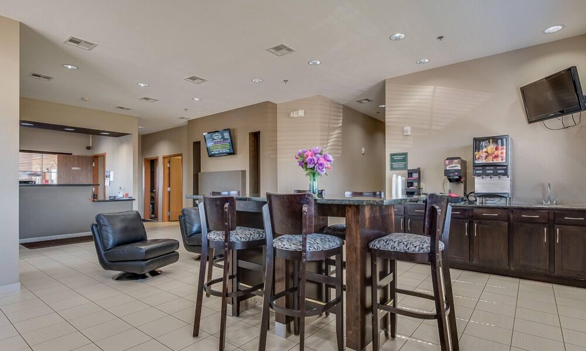 Cushing Hotel | Executive Inn and Suites Cushing