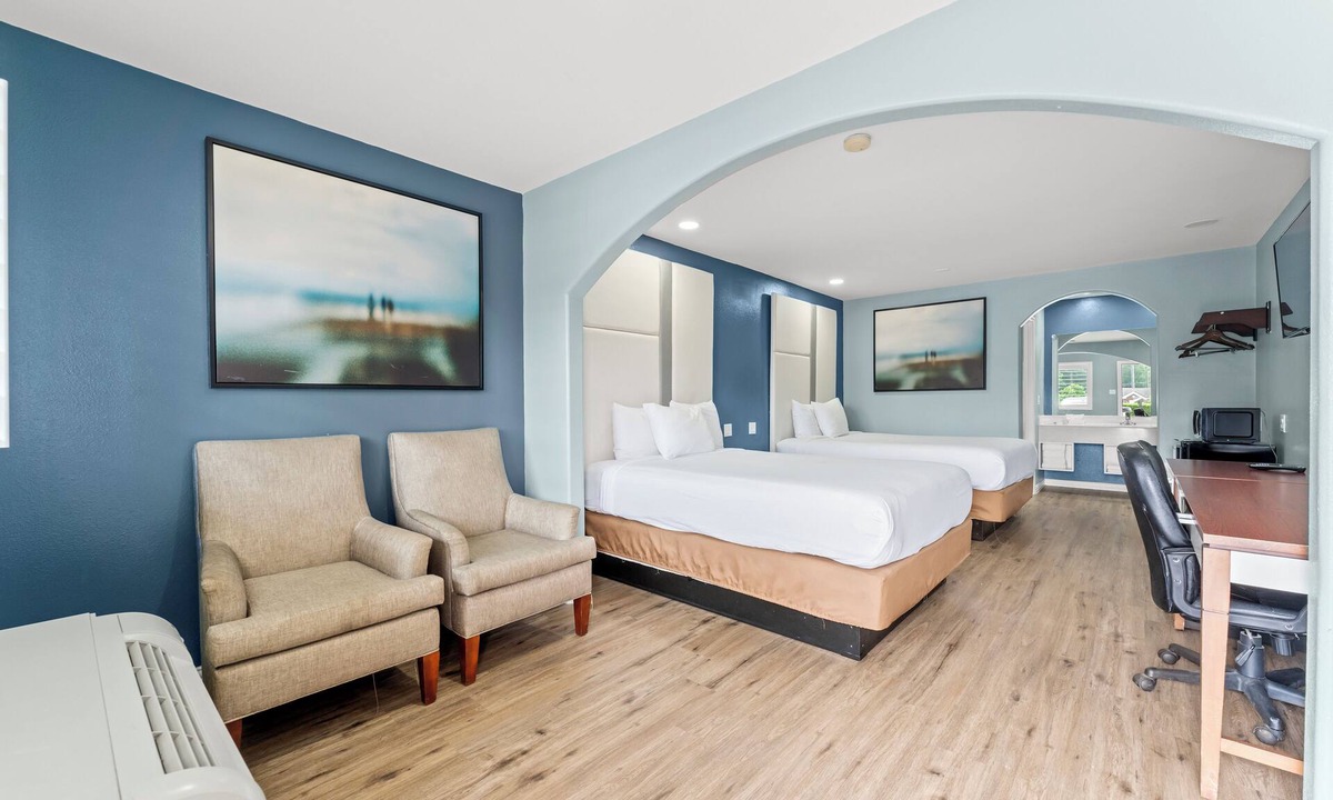 Magnolia Hotel | Executive Inn and Suites