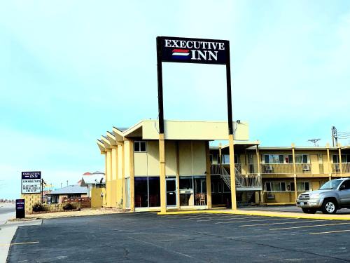 Dodge City Hotel | Executive Inn Dodge City, KS