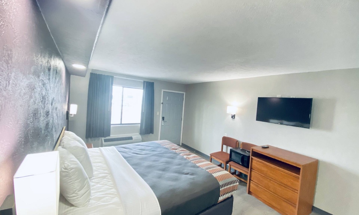 Kingsville Hotel | Executive Inn Kingsville