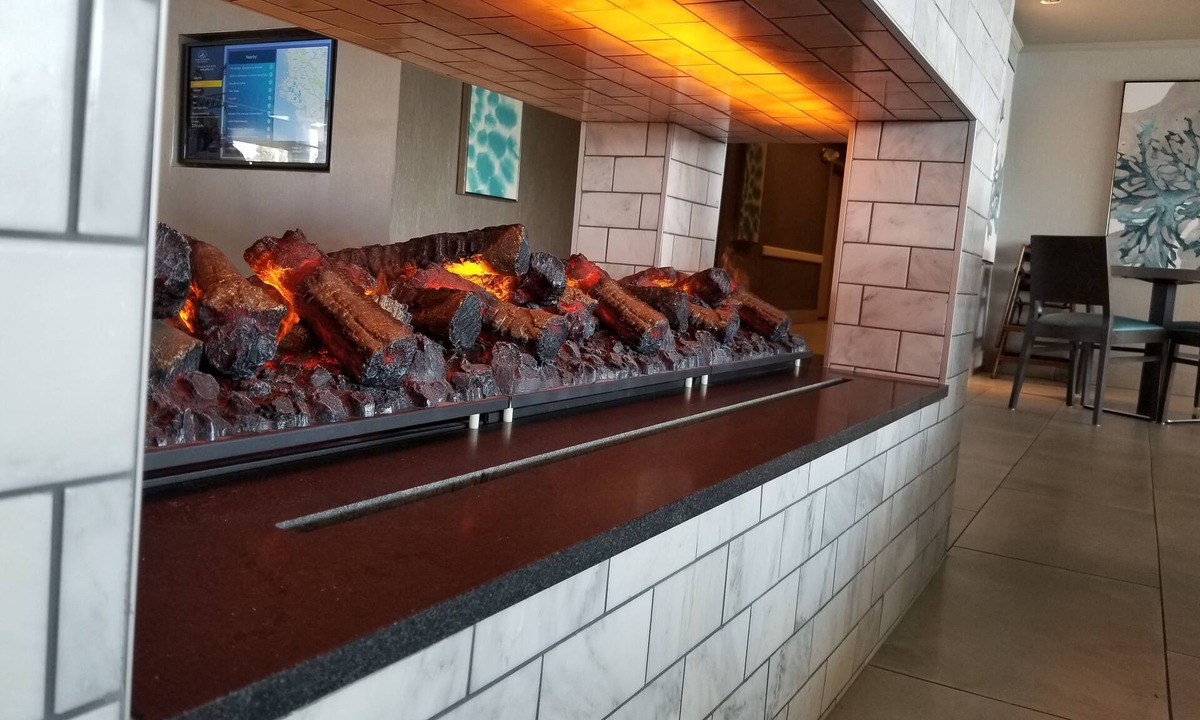 East Peralta Hotel | Executive Inn & Suites Embarcadero Cove