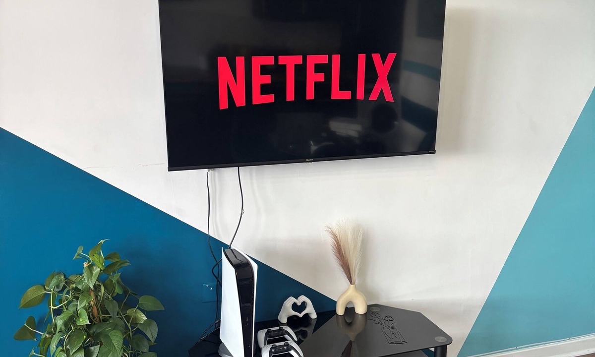 Westcliff-on-Sea House | Executive King size 1-bedroom Contractor friendly - Free Parking!