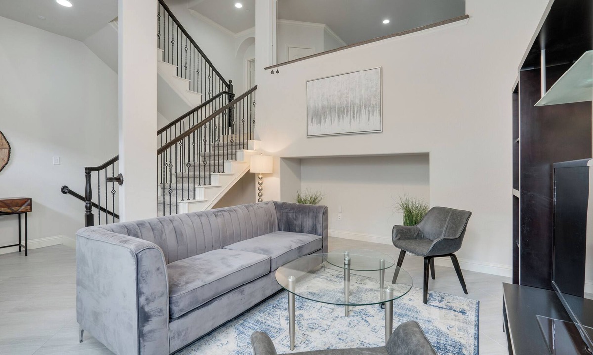 Legacy Park House | Executive Living At The Shops of Legacy Plano. nFAMILY, KIDS & PETS FRIENDLY!