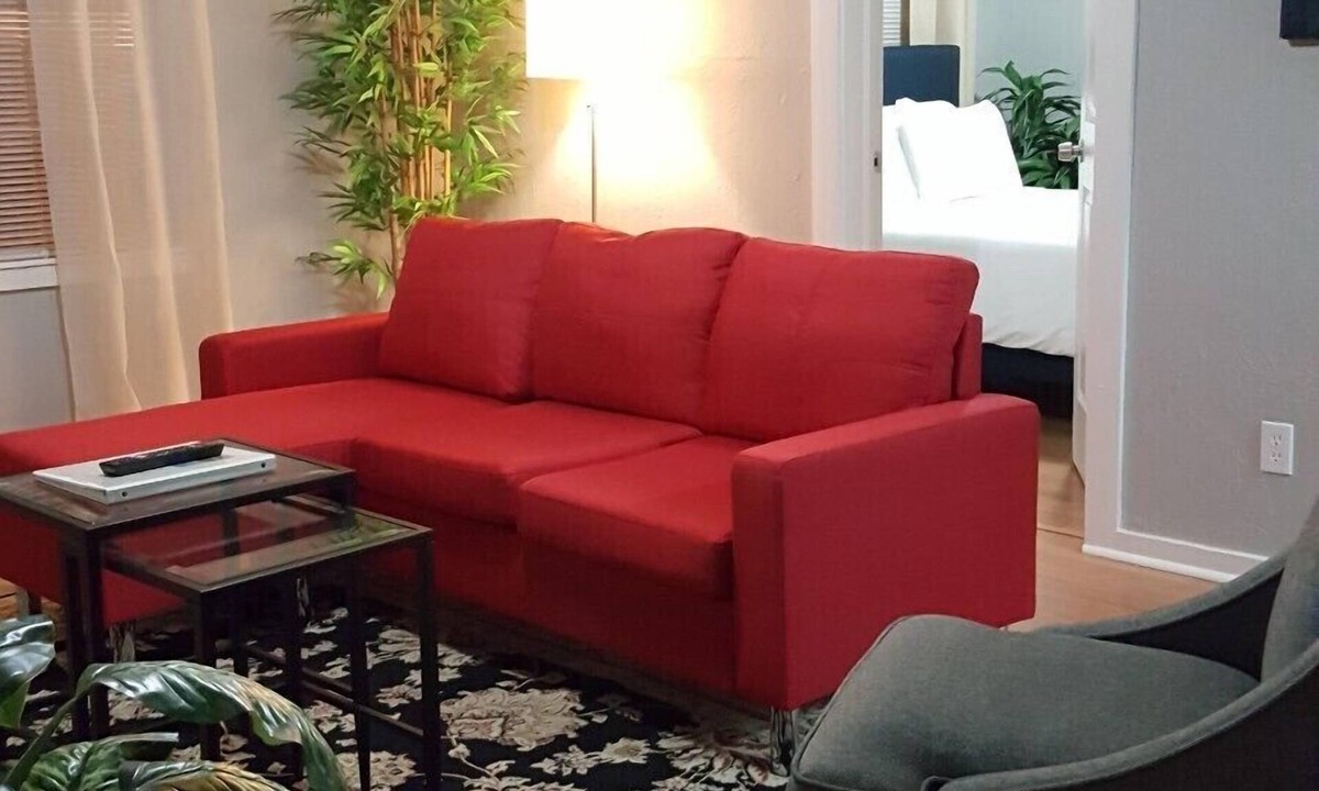 Lincoln Terrace Apartment | Executive One Bed Plus Office/flex Close to downtown, OU Med,