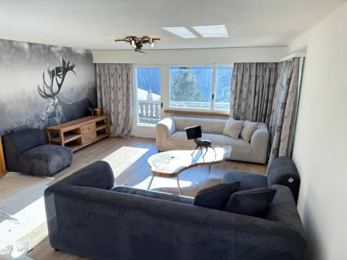 Engadin Scoul House | Exklusives Berg-Bijou mit Bergblick mit privaten Wellnessbereich Hot Tube und Sauna -Hunde herzlich Willkommen mit eingezäunten Grundstück