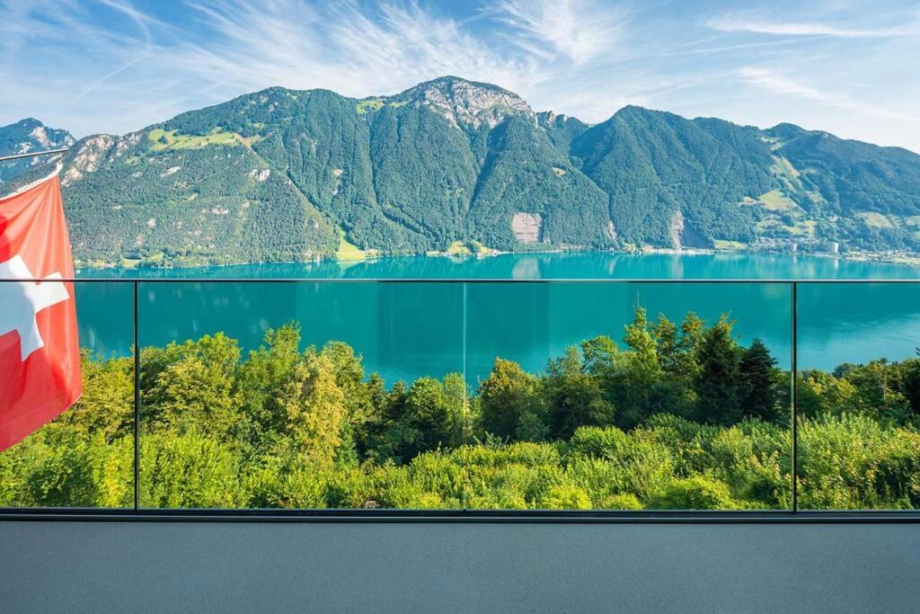 Ruetli House | Exklusives Chalet mit traumhafter See- und Bergsicht