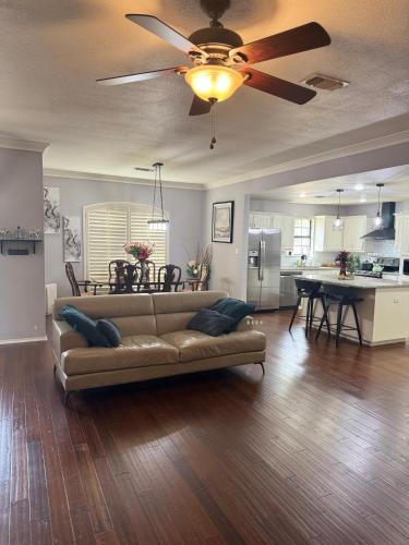 Denton House | Exotic Abode - Luxury Double Rooms
