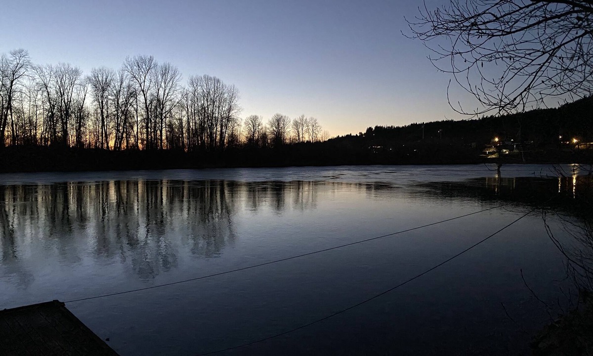 Salem House | Exotic Waterfront Getaway