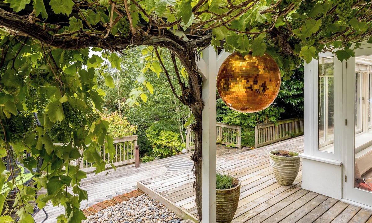 Cookham Dean Cottage | Expansive Countryside Cottage