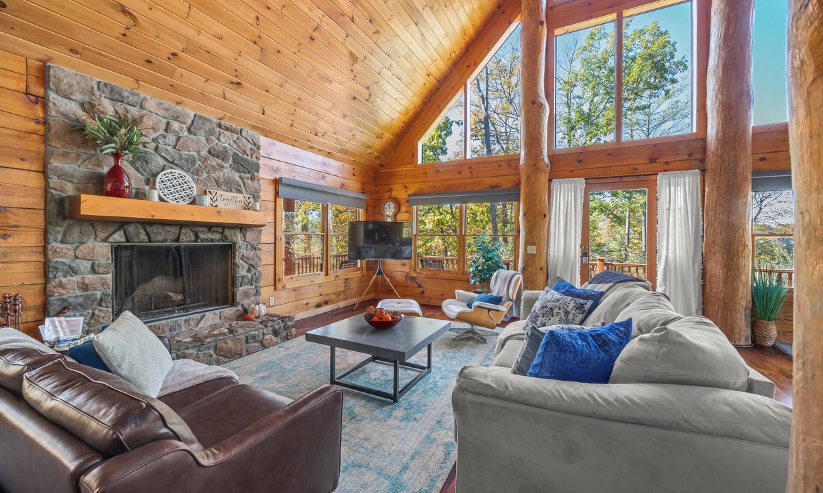 Athens House | Expansive Lake House/Private Dock/Stunning Views/Family & Pet Friendly