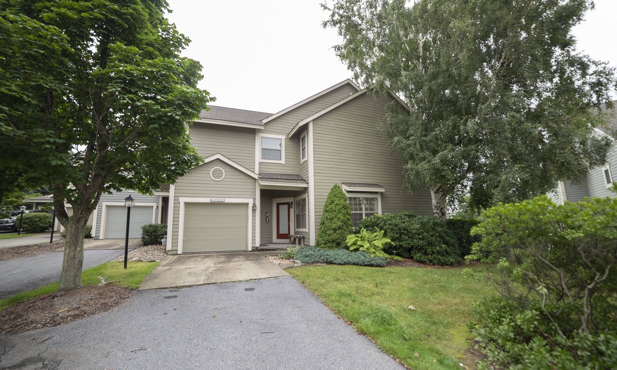 Seven Springs House | Experience All 7 Springs Has to Offer in This Great Townhouse