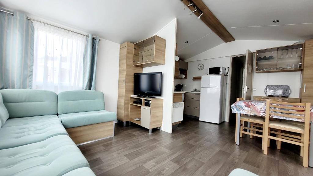 Saint-Jean-de-Monts Ski Chalet | Experience - Camping du Bois Dormant