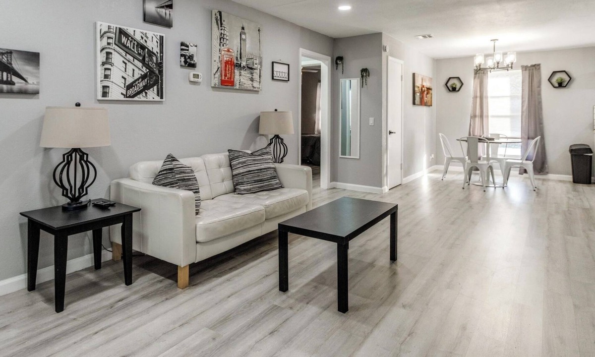 Central Oklahoma City House | Experience convenience and comfort in this cozy fully updated modern home!
