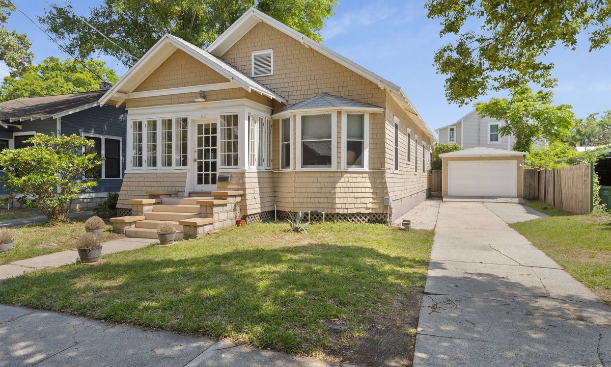 Downtown Historic District House | Experience History! Unbeatable location Downtown!