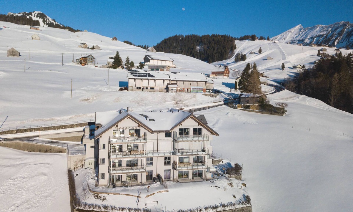 Amden Apartment | "Experience Luxury and Comfort at Apartment Soldanella in Amden, Switzerland!"
