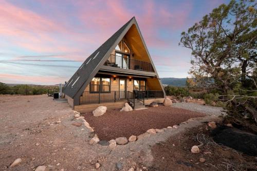 Torrey House | Experience Pure Glamping on this A-frame Placed in the Middle of the Desert in Wayne County, Utah