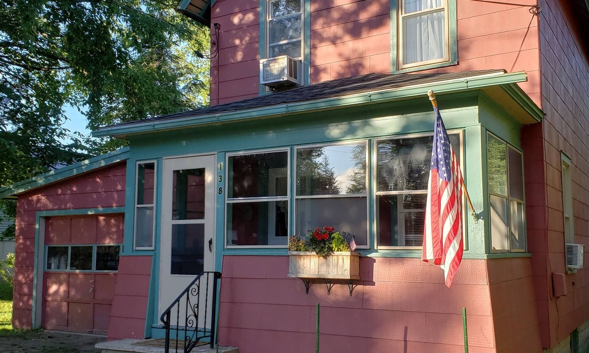 Town of Webb House | Experience the best of Old Forge any season!