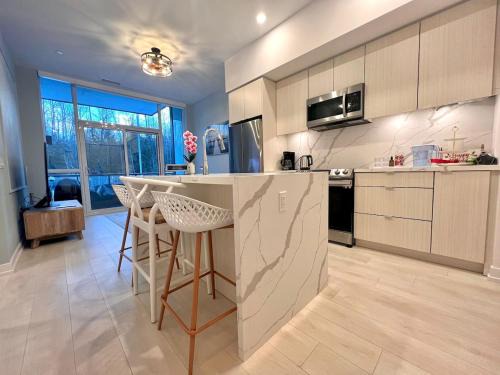 Innisfil Apartment | Experience the FIFA World Cup 2026 Friday Harbour